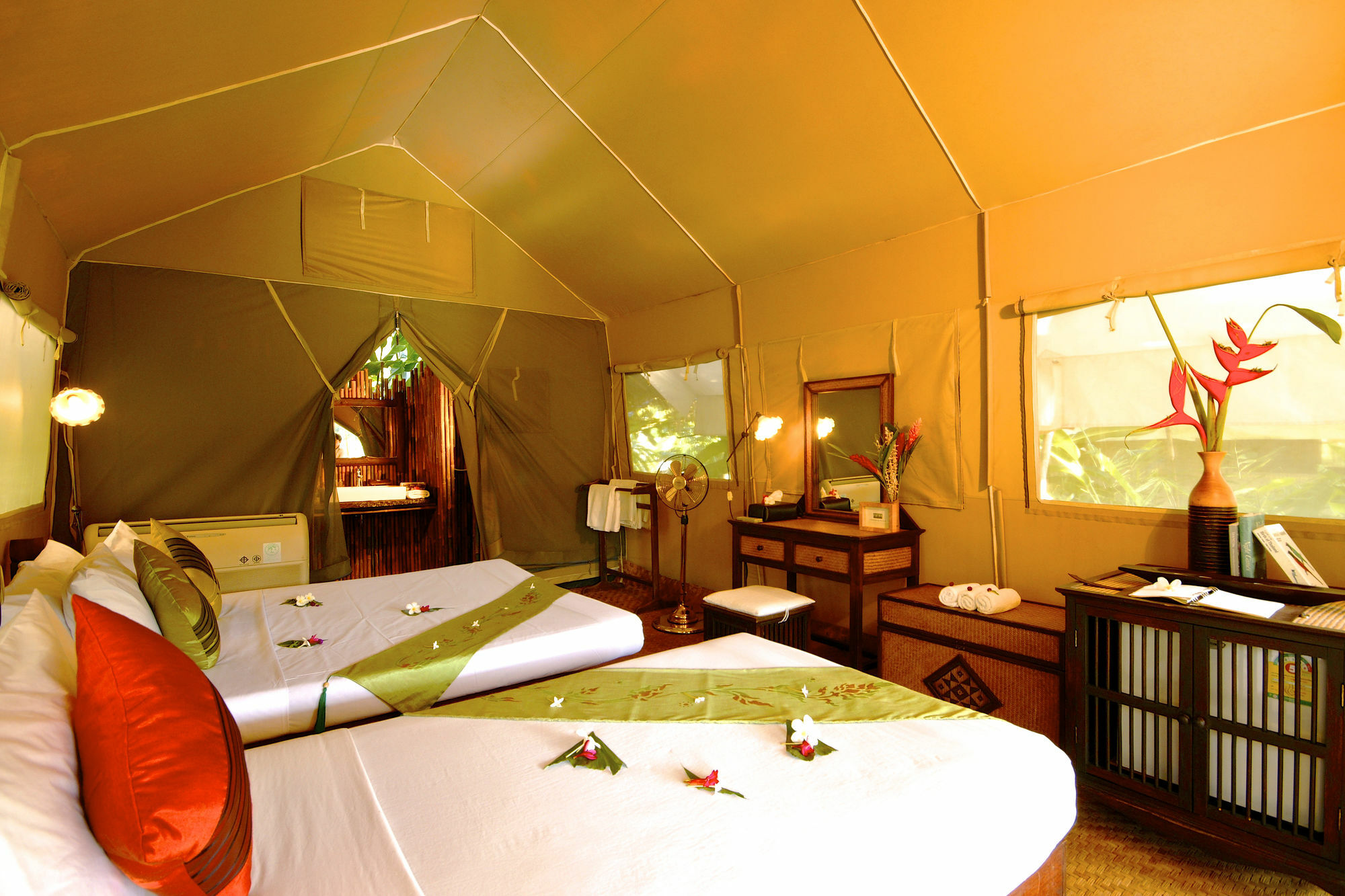 Hintok River Camp Szajok Kültér fotó